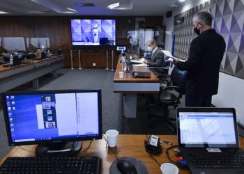 Comissão aprova obrigatoriedade de exame psicológico para quem trabalha com criança