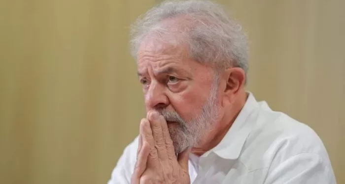 Lula diz que só conversará com as Forças Armadas se for eleito