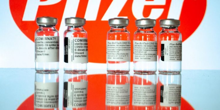 Pfizer vai produzir vacinas no Brasil