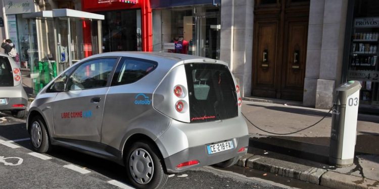 Rússia vai financiar a compra de carros elétricos