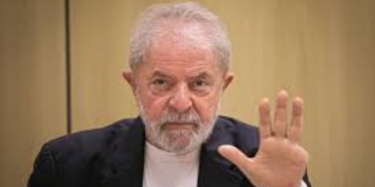 Procuradoria do DF ratifica denúncia da Lava Jato contra Lula