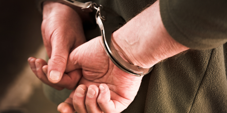 Polícia Militar efetua prisão de homem foragido da justiça, em Guarapuava