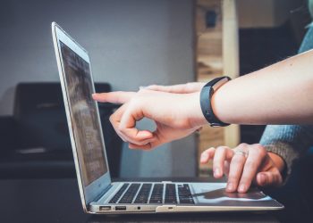 Startup de educação criada por brasileira no Vale do Silício recebe aporte de R$ 1,2 milhão