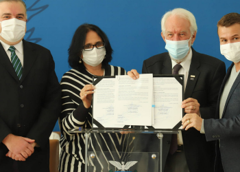 Paraná e governo federal assinam protocolos para reforçar proteção de crianças e adolescentes