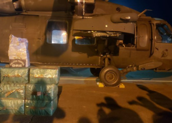 Polícia Federal, FAB E GEFRON/MT, em ação conjunta, interceptam e apreendem aeronave com 324 kg de cloridrato de cocaína