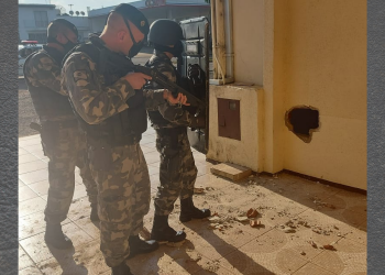 16º BPM FRUSTRA FUGA DE PRESOS DA DELEGACIA DE PINHÃO ATRAVÉS DO PELOTÃO DE CHOQUE DE GUARAPUAVA E POLICIAIS MILITARES DO PINHÃO