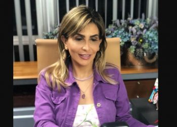 Vereadora Flávia Francischini está internada em UTI após cirurgia de emergência