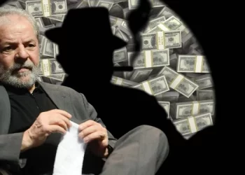 LULA E A MULHER-ARANHA