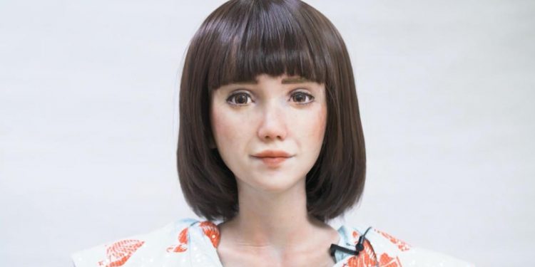 Grace, a enfermeira-robô