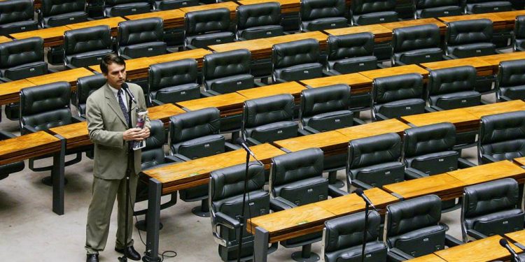 De deputado que ninguém queria ouvir, a Presidente com o discurso mais aguardado na ONU