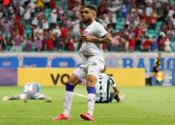 Bahia vence Grêmio e afunda rival direto na luta contra rebaixamento