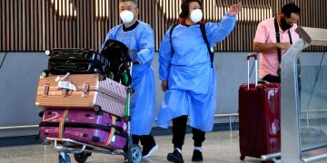 Risco global referente à variante Ômicron do coronavírus é muito alto, diz OMS