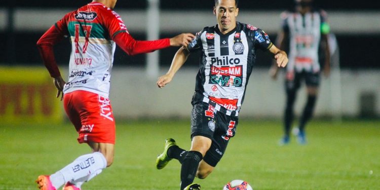 Sem Marcelo, Operário-PR busca vitória sobre o Brusque para acabar com chance de queda na Série B