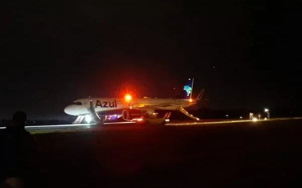 Confusão em desembarque de avião deixou uma menina de 5 anos com perna fraturada