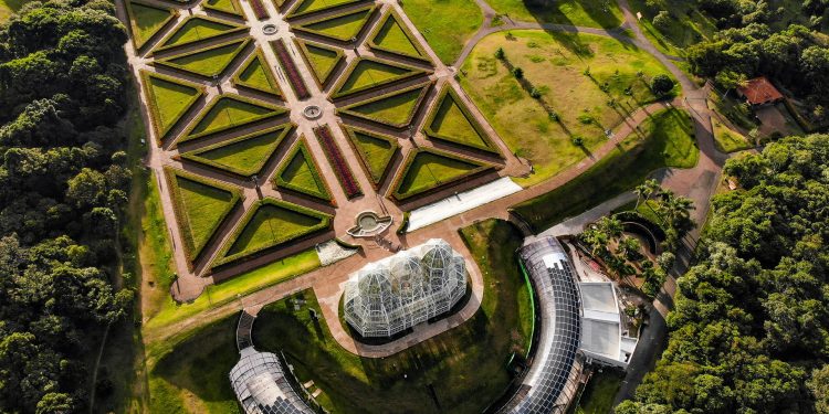 Paraná tem 16 cidades sustentáveis e 12 entre as 100 mais competitivas do Brasil