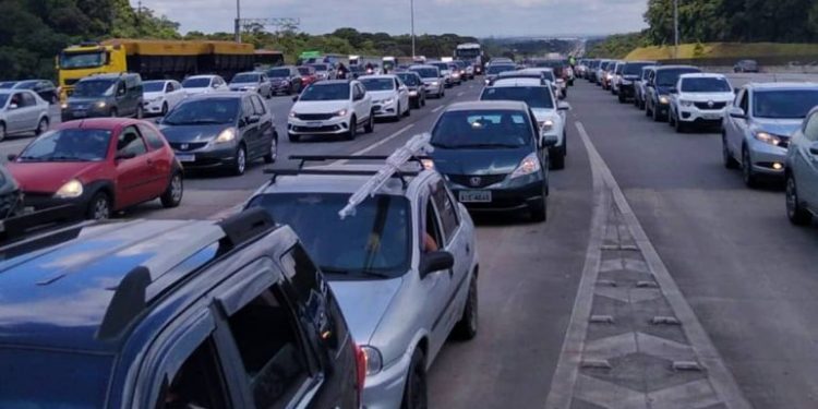 DE GRAÇA SÓ DOMINGO!