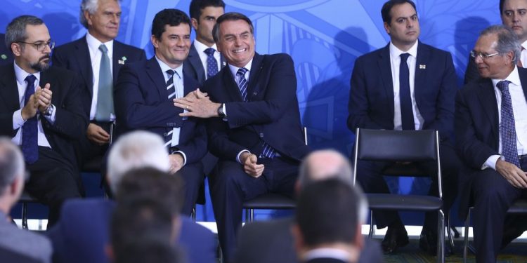 Moro entra na disputa presidencial