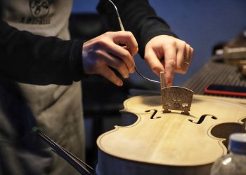 Com nova lei, Auxílio Emergencial PR vai atender 25 mil empresas do setor cultural e turístico