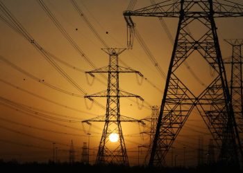 Aneel: Conta de luz de famílias de baixa renda não terá cobrança adicional em dezembro