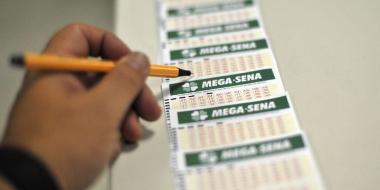 Mega-Sena deste sábado deve pagar prêmio de R$ 7 milhões