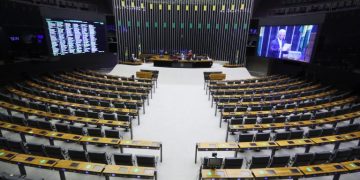 Brasil é 142º no ranking de participação de mulheres na política