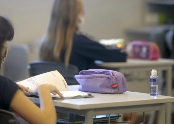 Paraná confirma o início das aulas de 2022 em fevereiro; veja datas do calendário escolar