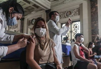 Não há casos da variante Ômicron identificados no Brasil, diz governo