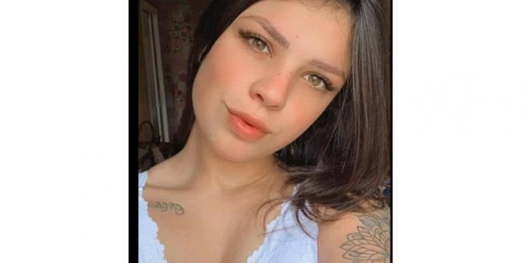 Advogados da família de jovem desaparecida no litoral de SC dizem que suspeitos presos eram amigos da vítima: ‘Sem esperança de encontrá-la com vida’