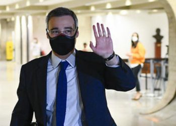 Indicação de André Mendonça ao STF é aprovada na CCJ do Senado