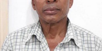 Homem mata esposa, filho e atira contra si mesmo