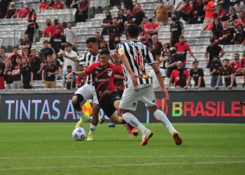 Athletico x Atlético-MG: veja escalações e onde assistir a final da Copa do Brasil