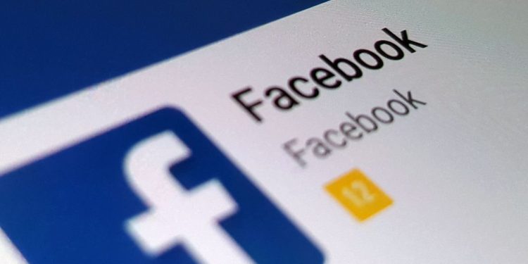 Procon-SP multa Facebook em R$ 11 milhões por apagão no WhatsApp