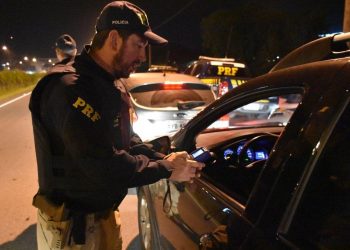 Álcool e direção: PRF aplica mais multas nos últimos meses no Paraná