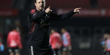 São Paulo joga para rebaixar o Grêmio e confirmar Série A