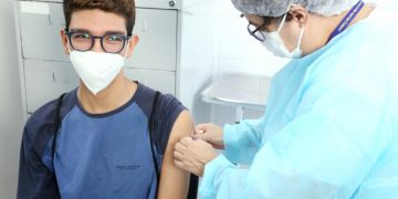 São Paulo reduz o intervalo mínimo do reforço para 4 meses