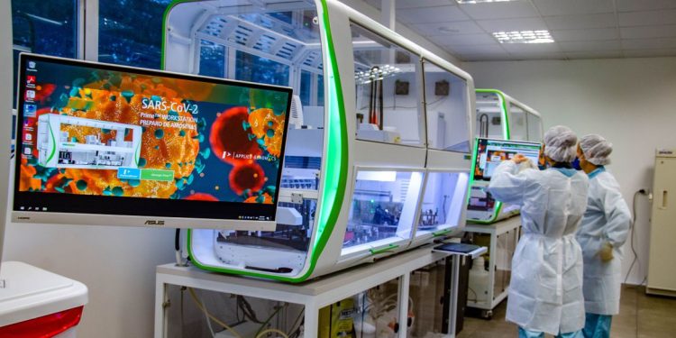 Fiocruz: Vacinação avança, mas síndrome respiratória têm tendência de alta