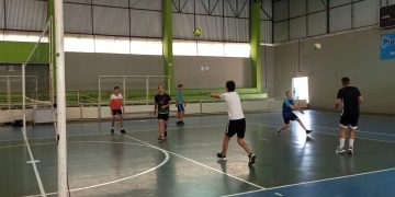 ESCOLINHA: A CASA DOS CAMPEÕES PARANAENSE SUB-17 DE VOLEIBOL