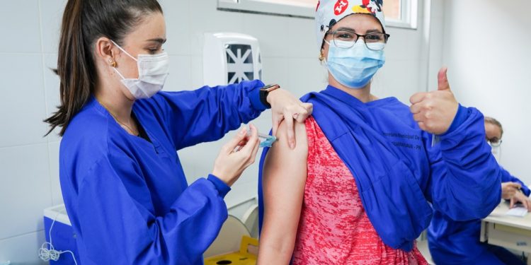 A VIDA COMO PRIORIDADE: SECRETARIA DE SAÚDE ENCERRA 2021 COM INÚMERAS CONQUISTAS