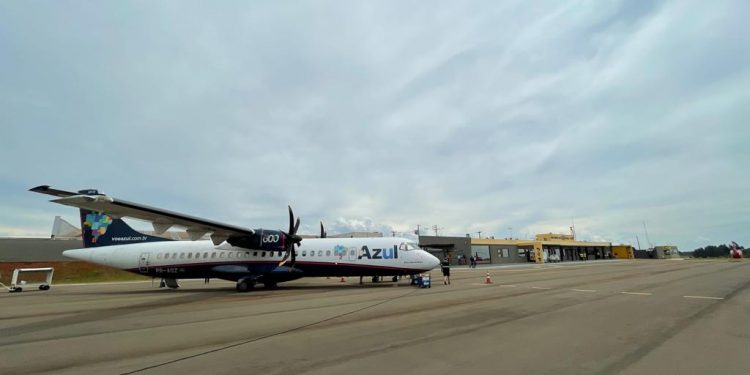 DEPOIS DE QUASE DOIS ANOS, AZUL RETOMA OPERAÇÕES EM GUARAPUAVA Notícias