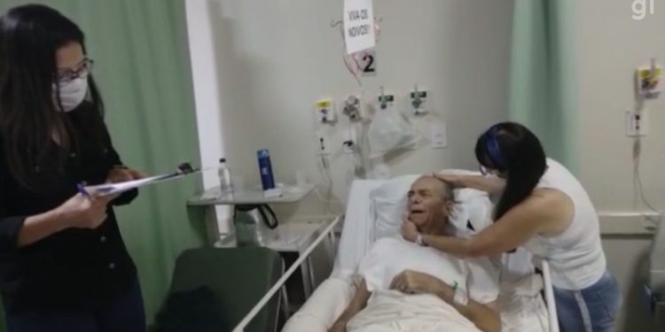 Internado em hospital de Sertãozinho, SP, idoso se casa de novo com a primeira mulher após passar 14 anos separado dela