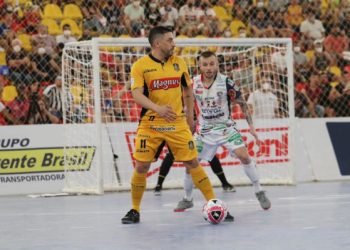 Cascavel vence Sorocaba fora de casa e fica a um empate do título da Liga Futsal