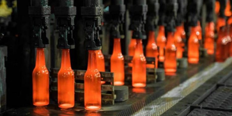 Ambev vai injetar R$ 870 milhões para fábrica de garrafas sustentáveis no Paraná