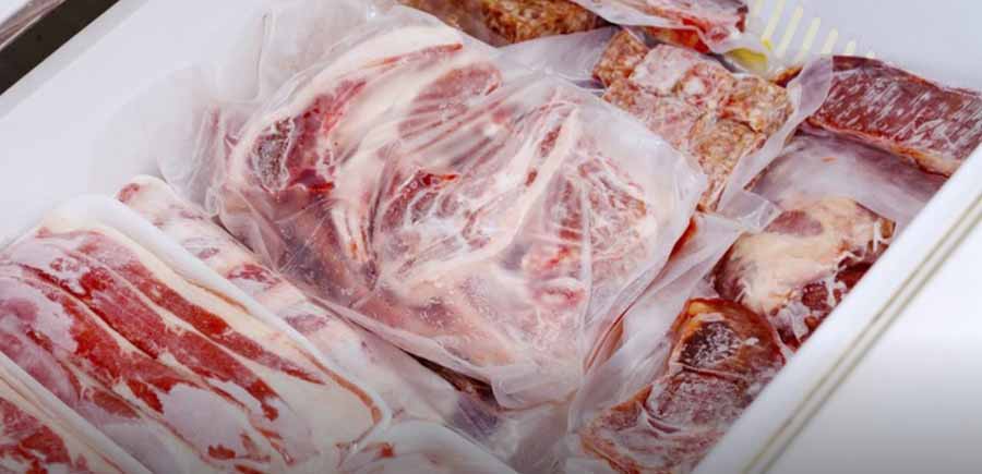 China retoma importação de carne brasileira
