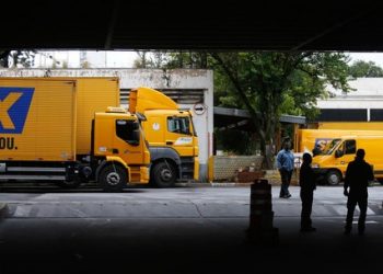 Aliados de Bolsonaro não acreditam nas privatizações da Eletrobras e dos Correios em 2022