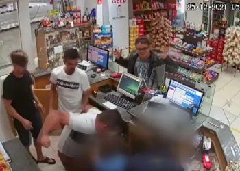 Paraná: quatro homens agridem frentista após cartão recusado