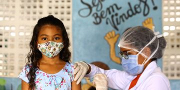Conselho de secretários de Saúde diz que não exigirá pedido médico para vacinação de crianças