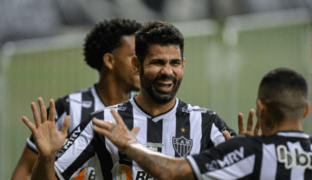 Corinthians toma decisão importante sobre contratação de Diego Costa
