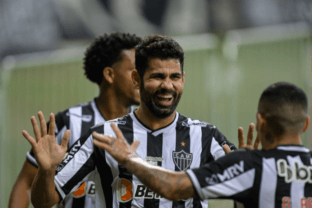 Corinthians toma decisão importante sobre contratação de Diego Costa