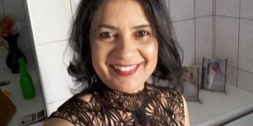 Empresária morre após ser ejetada do veículo na PR-463