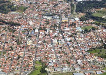 Festa de confraternização contaminou 23 funcionários de empresa de MG com a variante ômicron, confirma Saúde